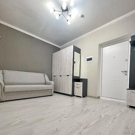 Beautiful Apartment In Chisinau Exterior photo