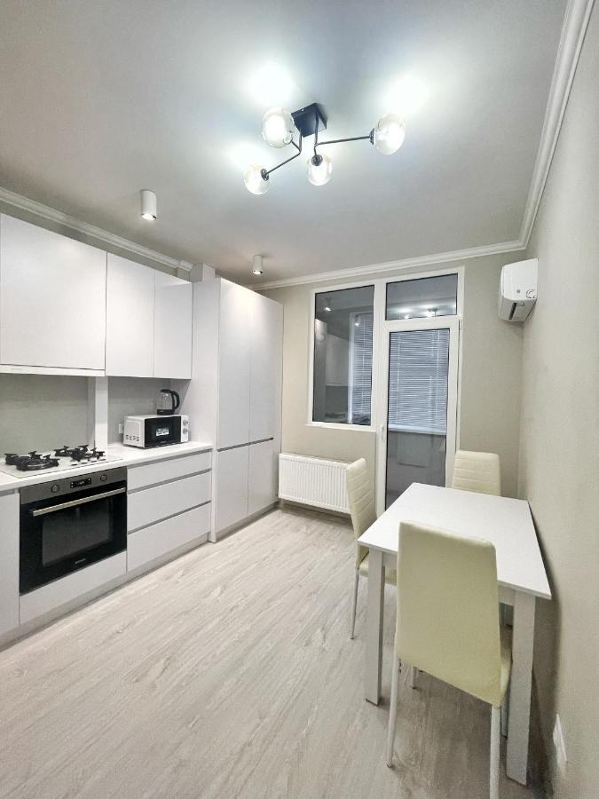 Beautiful Apartment In Chisinau Exterior photo